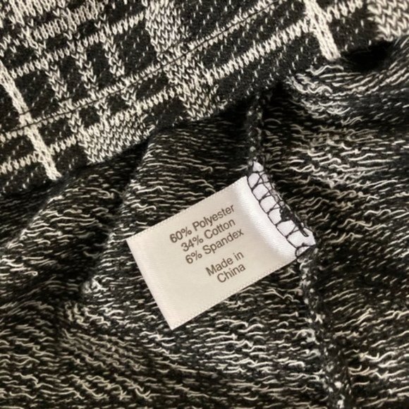 WAS $25 Lane Bryant plaid cowlneck size 18/20 - Picture 4 of 4